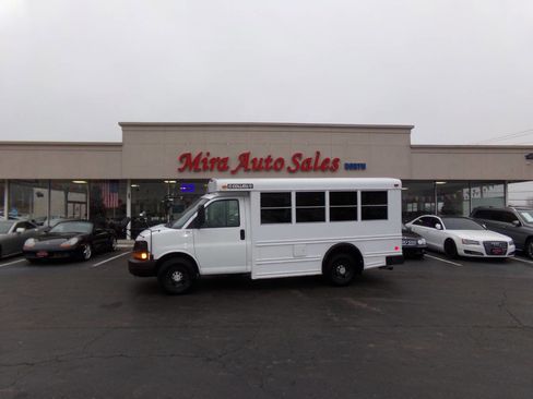 Used 2007 Chevrolet Express 3500 w/ School Bus Package image 1