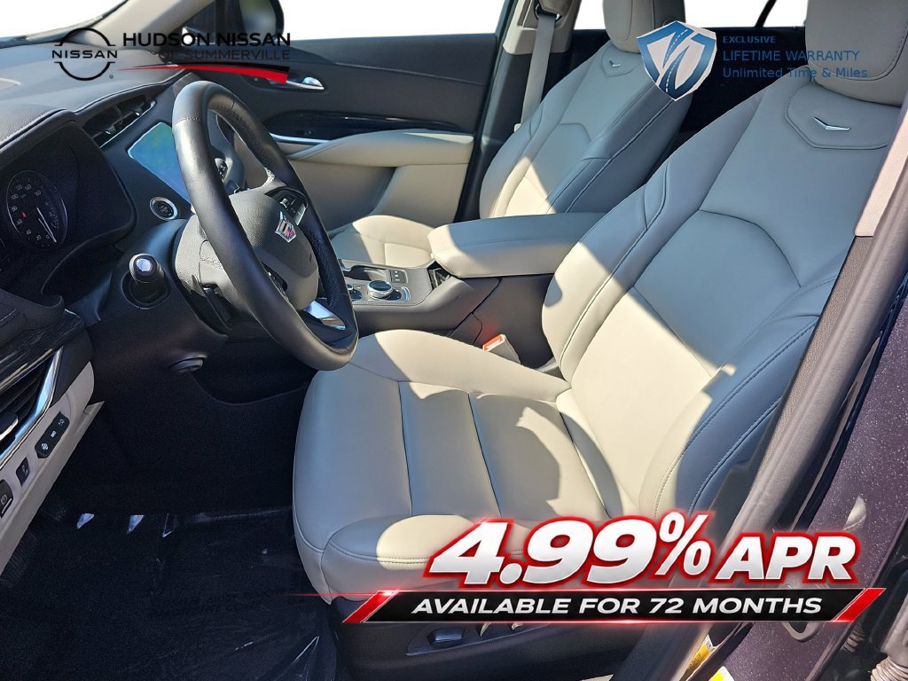 Used 2023 Cadillac XT4 Premium Luxury w/ Technology Package FWD image 16