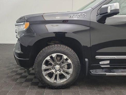 Used 2024 Chevrolet Silverado 1500 High Country w/ Technology Package image 18