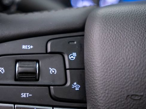 Used 2024 Cadillac XT6 Premium Luxury w/ Technology Package AWD/4WD image 23