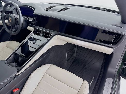 Certified 2025 Porsche Panamera 4 AWD/4WD image 30
