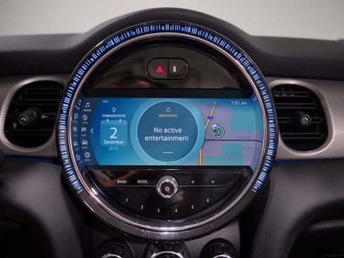 Used 2022 MINI Cooper Convertible image 13