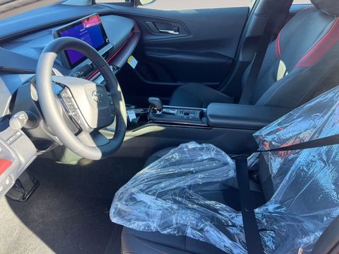 New 2026 Toyota Prius Plug-In Hybrid image 9