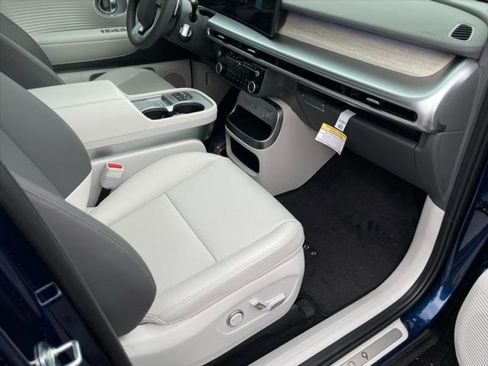 New 2026 Hyundai Ioniq 9 SEL image 25
