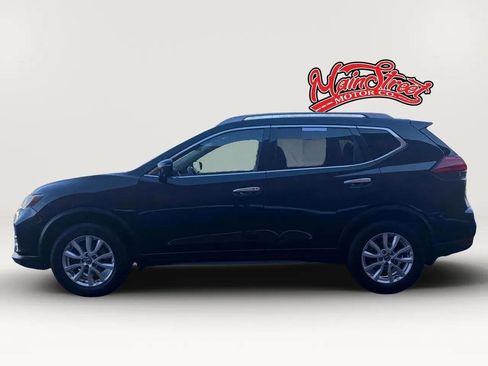 Used 2017 Nissan Rogue SV AWD/4WD image 4