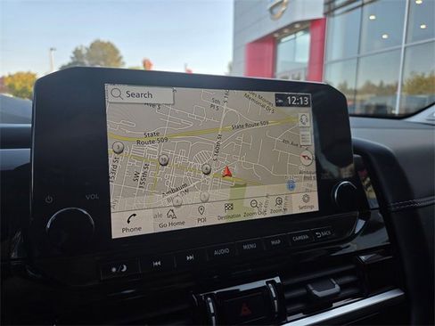 Used 2023 Nissan Pathfinder Platinum image 27