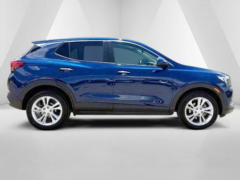 Used 2022 Buick Encore GX Preferred w/ Cold Weather Comfort Package FWD image 8