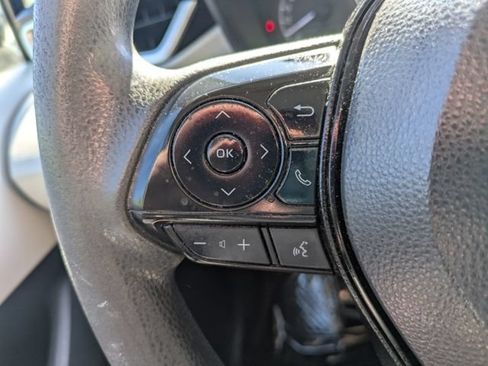 Used 2020 Toyota Corolla LE w/ LE Convenience Package FWD image 22