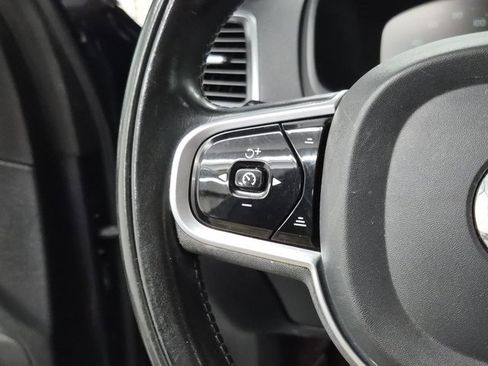 Used 2022 Volvo XC90 T5 Momentum w/ Climate Package image 27