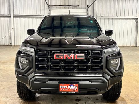 Used 2025 GMC Canyon Elevation AWD/4WD image 2