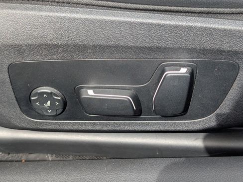 Used 2025 BMW 430i Convertible RWD image 19