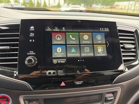 Certified 2025 Honda Passport TrailSport image 10