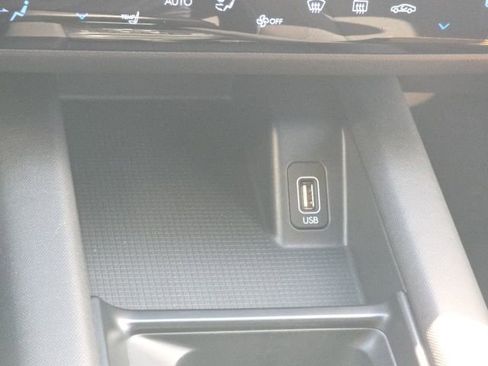Used 2024 Hyundai Ioniq 6 SE RWD image 17
