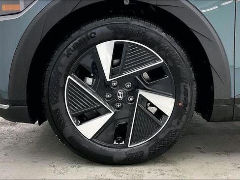 New 2026 Hyundai Ioniq 5 SE image 14