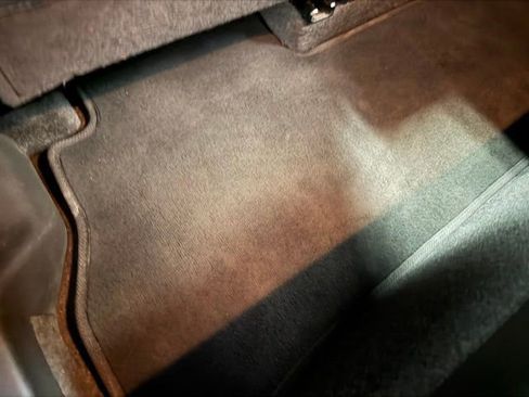 Used 2024 Chevrolet Trax RS w/ Sunroof Package image 19