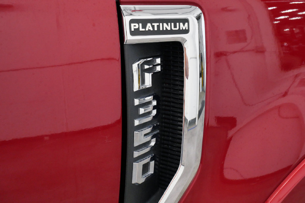 Used 2022 Ford F350 Platinum w/ Tremor Off-Road Package AWD/4WD image 10