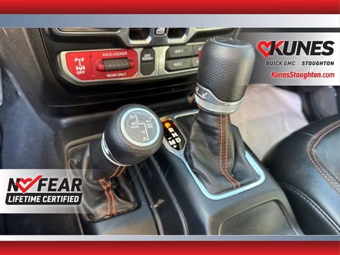 Used 2022 Jeep Gladiator Mojave w/ LED Lighting Group image 39
