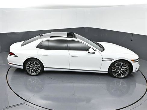 Used 2025 Genesis G90 3.5T AWD/4WD image 49