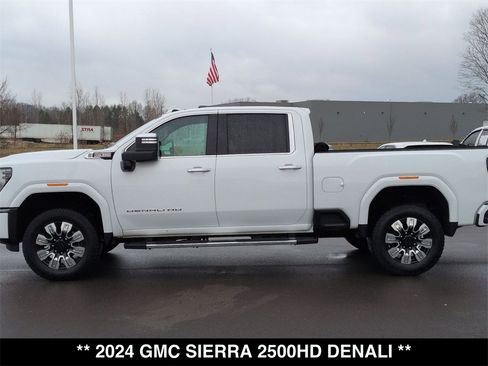 Used 2024 GMC Sierra 2500 Denali w/ Denali Reserve Package image 6