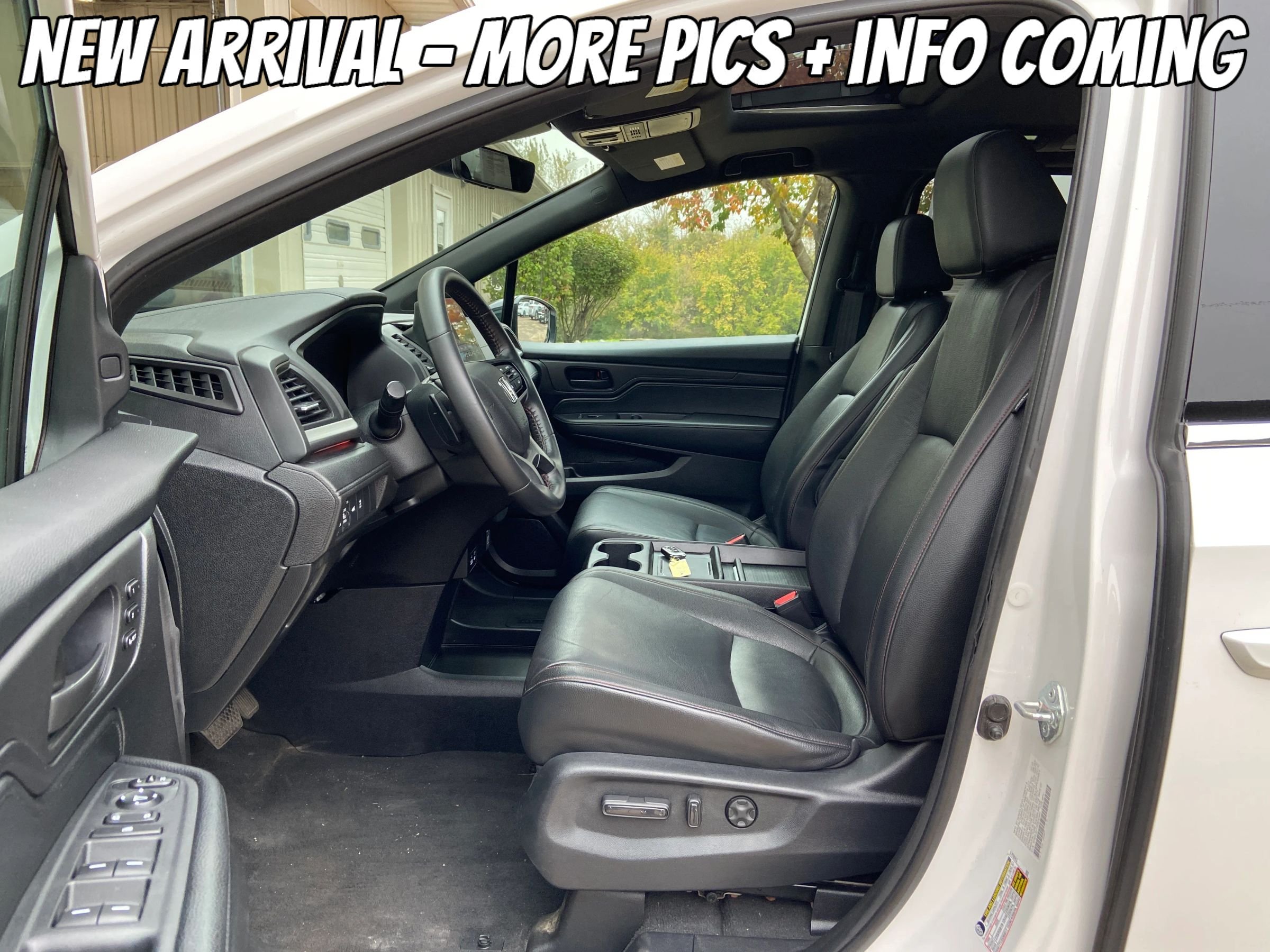 Used 2025 Honda Odyssey Sport-L image 3