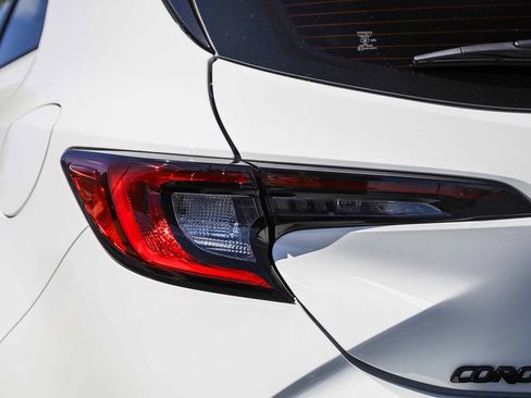 Certified 2026 Toyota Corolla SE FWD image 8