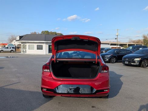 Used 2020 Hyundai Elantra SEL image 26