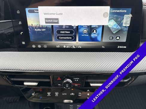 New 2026 Nissan Kicks SR w/ SR Premium Package image 15