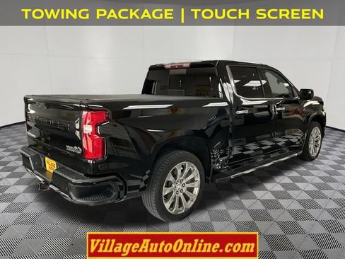 Used 2019 Chevrolet Silverado 1500 High Country w/ Technology Package AWD/4WD image 4