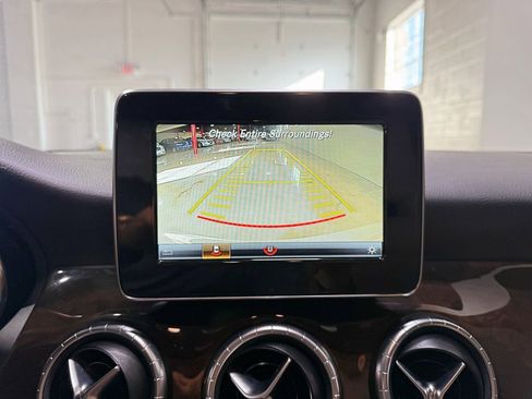 Used 2016 Mercedes-Benz CLA 250 4MATIC image 19