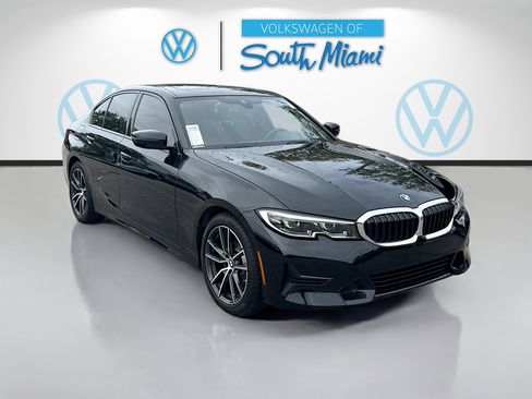 Used 2022 BMW 330i w/ Convenience Package image 1