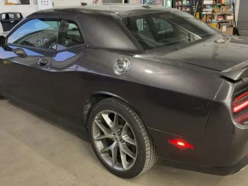 Used 2022 Dodge Challenger GT image 2