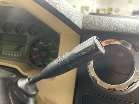 Used 2008 Ford F550 4x4 Crew Cab Super Duty image 19