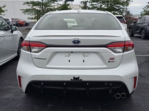 Used 2025 Toyota Corolla SE FWD image 6