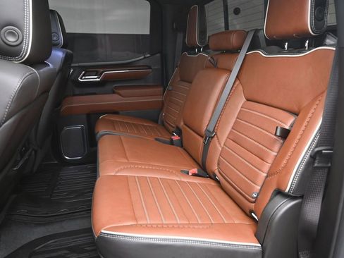 Used 2024 GMC Sierra 1500 Denali Ultimate image 10