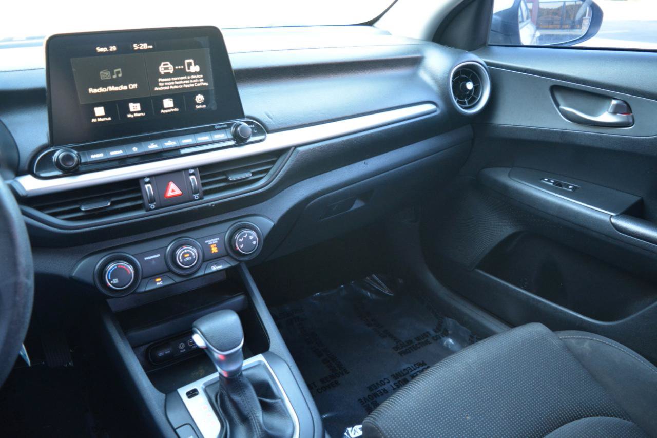 Used 2021 Kia Forte LXS FWD image 20