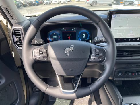 Used 2025 Ford Bronco Sport Outer Banks w/ Outer Banks Tech Package+ AWD/4WD image 26