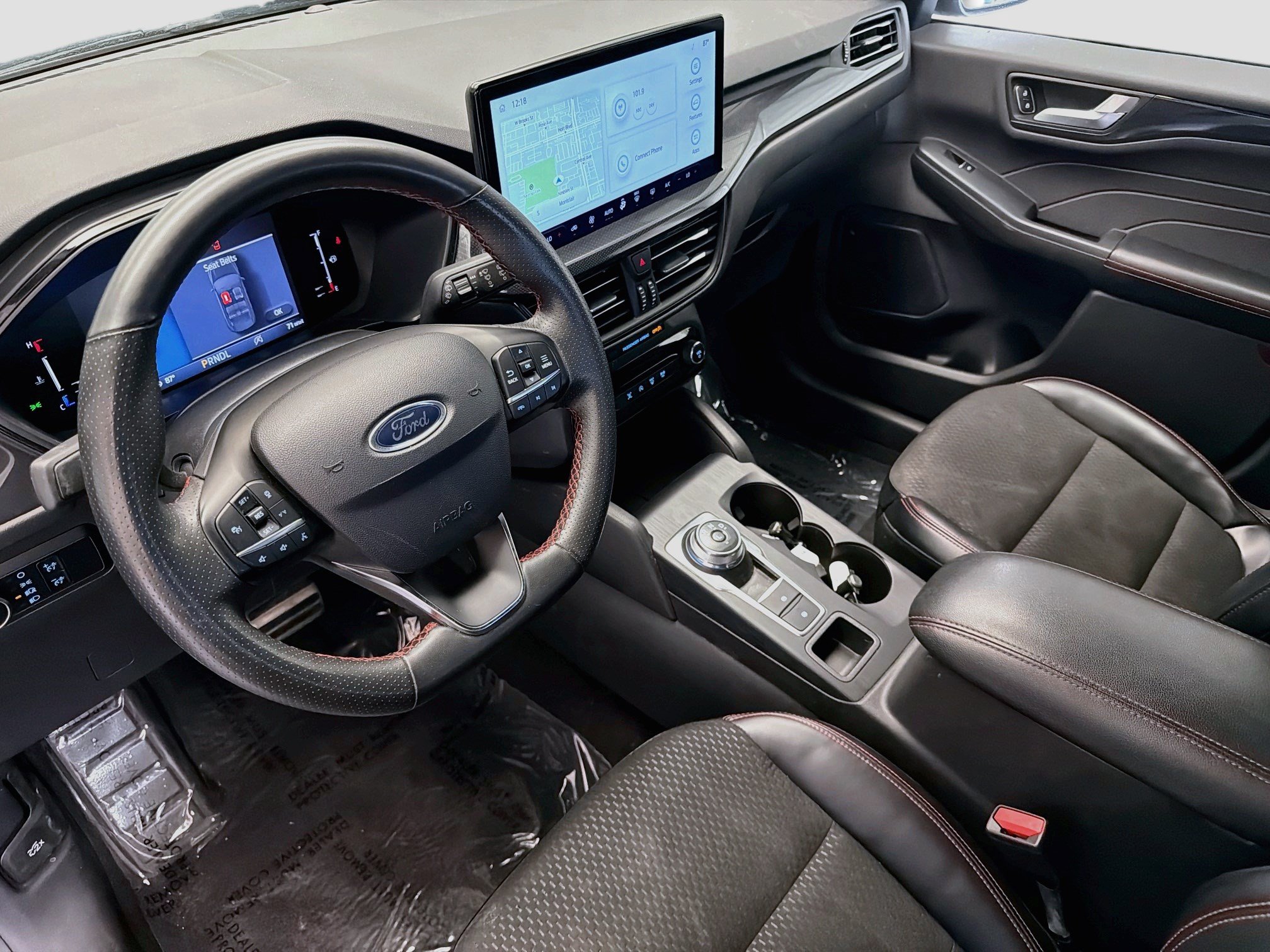 Used 2024 Ford Escape ST-Line w/ Tech Pack #1 FWD image 7