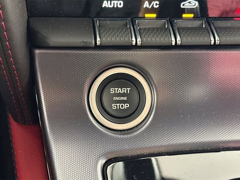 Used 2022 Jaguar F-TYPE Coupe image 23