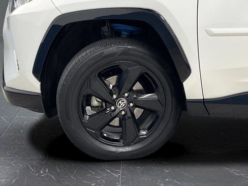 Used 2021 Toyota RAV4 XSE image 35