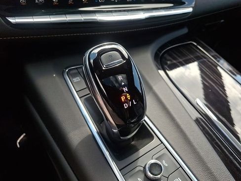 Used 2021 Cadillac Escalade Sport w/ Driver Assist Tech Package AWD/4WD image 18