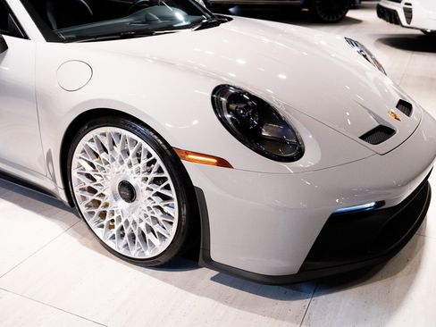 Used 2024 Porsche 911 GT3 w/ Extended Leather Package RWD image 29