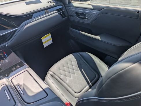 New 2026 INFINITI QX80 Autograph w/ Premium Cargo Package image 18