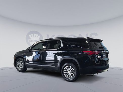 Used 2023 Chevrolet Traverse LT w/ LPO, Roadside Safety Package image 8