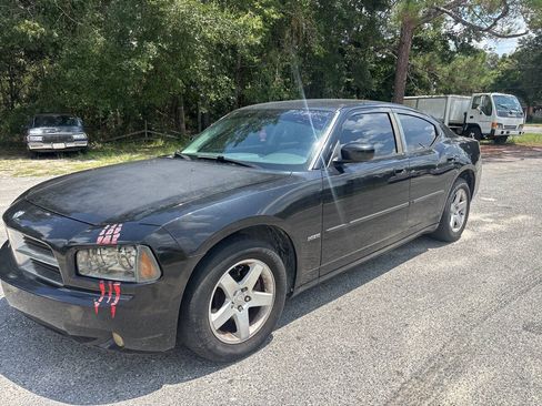 Used 2010 Dodge Charger SXT RWD image 2