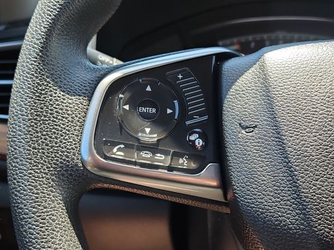 Used 2018 Honda CR-V EX image 17