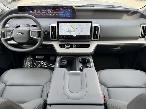 New 2025 Ford Expedition Max Active image 2