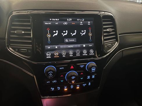 Used 2021 Jeep Grand Cherokee Limited w/ Luxury Group II image 13