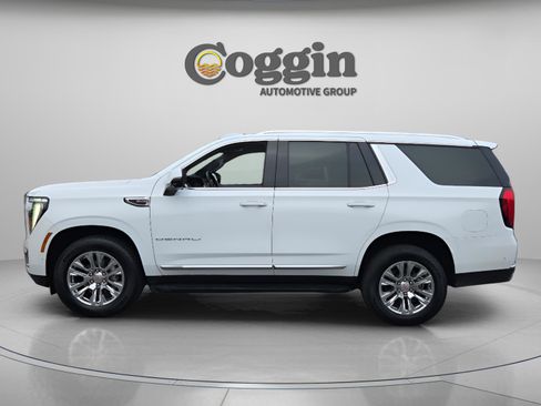 Used 2025 GMC Yukon Denali image 3