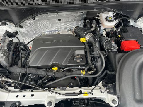 Used 2025 Buick Encore GX Preferred image 42