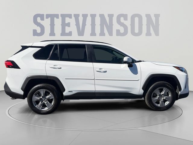 Certified 2024 Toyota RAV4 LE AWD/4WD image 6